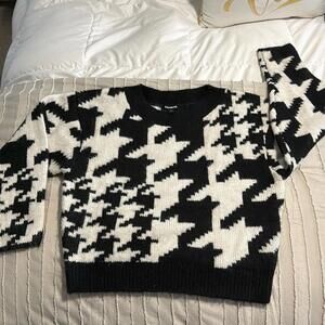 Express Black and White Houndstooth Pattern Sweater, Size Small